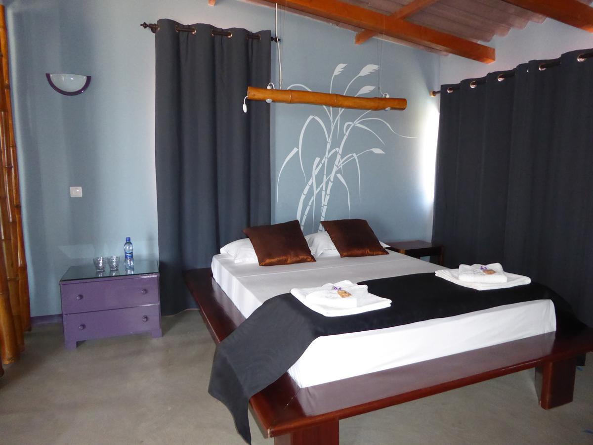 Kasa Tambla Bed & Breakfast ปงตา ดู ซอล ภายนอก รูปภาพ