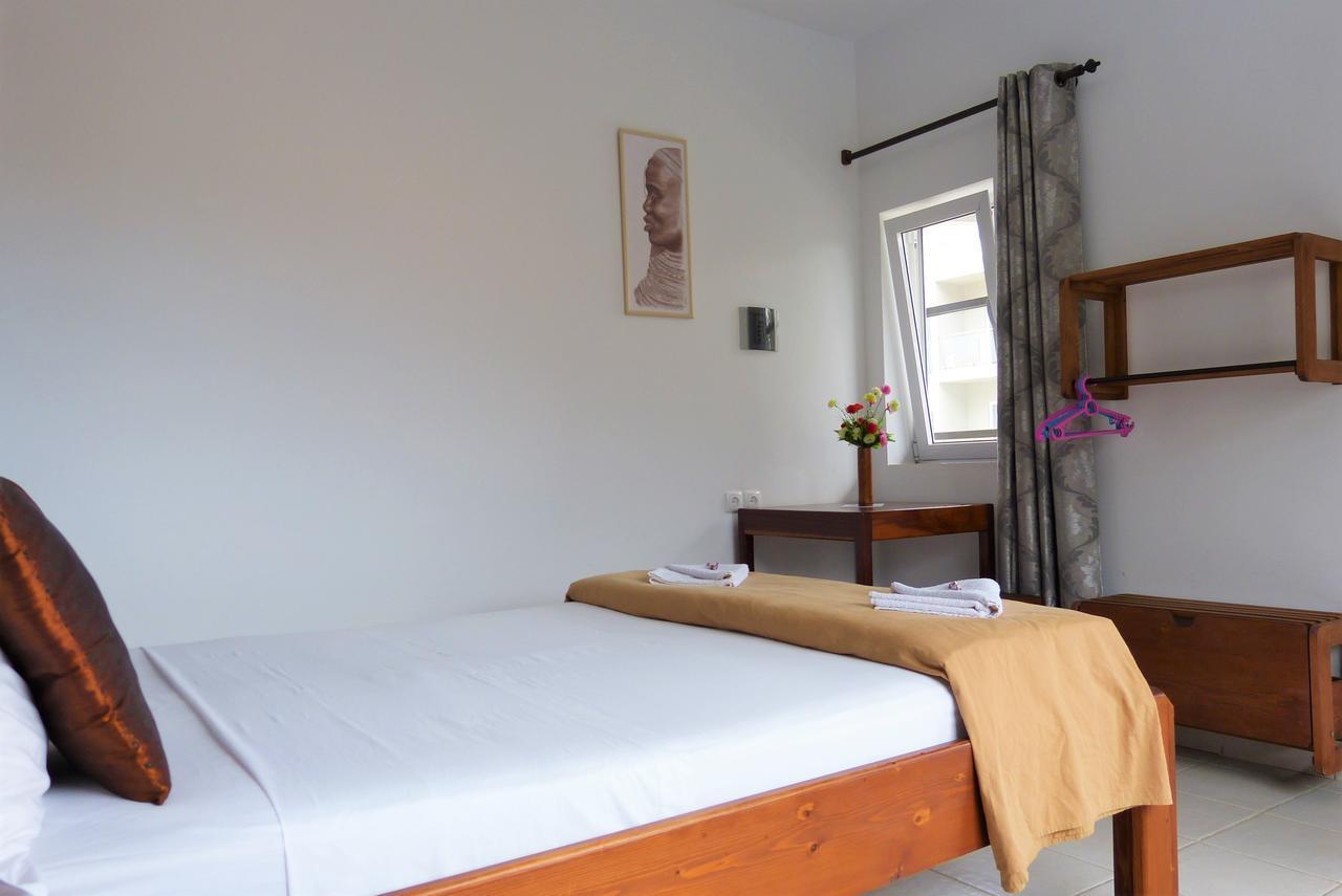 Kasa Tambla Bed & Breakfast ปงตา ดู ซอล ภายนอก รูปภาพ