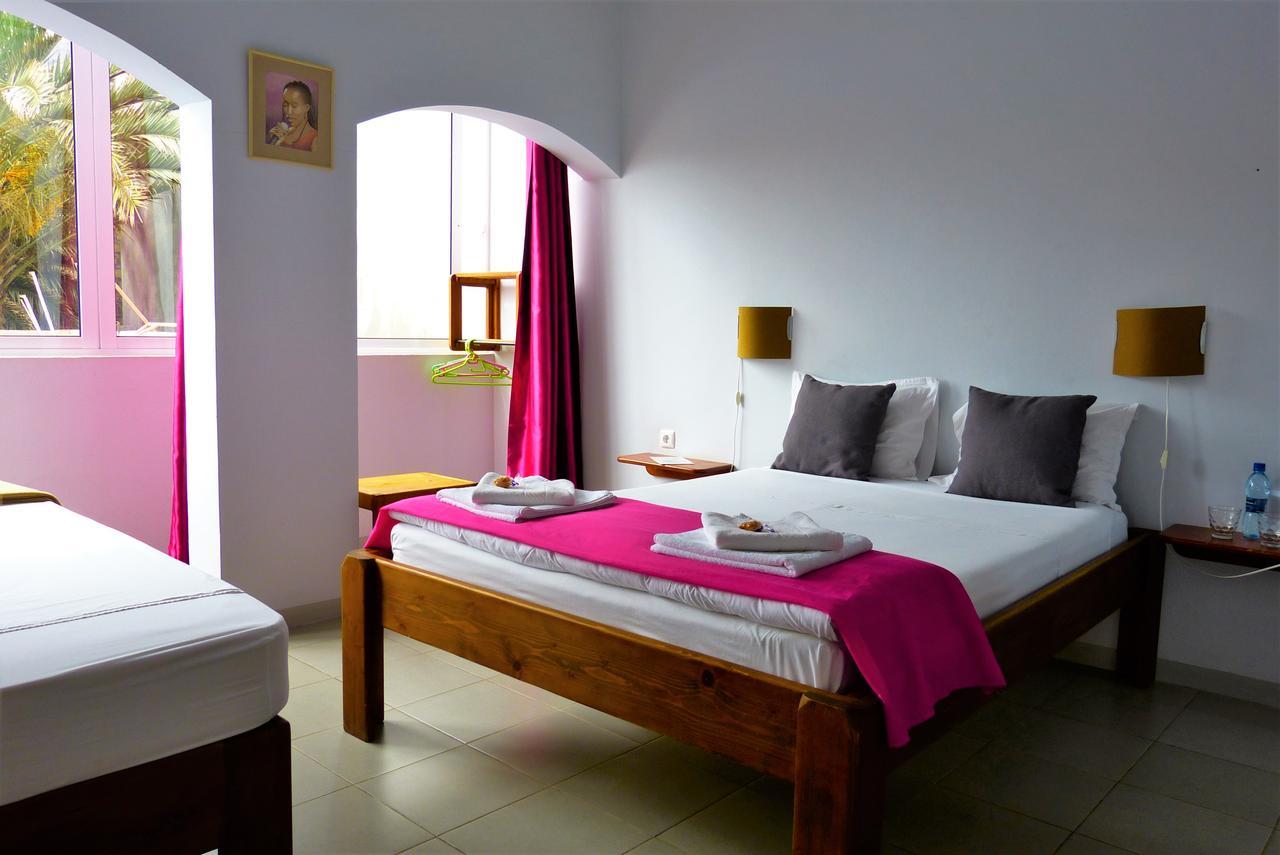 Kasa Tambla Bed & Breakfast ปงตา ดู ซอล ภายนอก รูปภาพ
